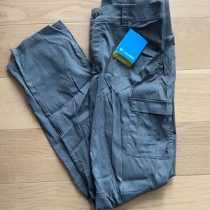 New never worn hiking pants